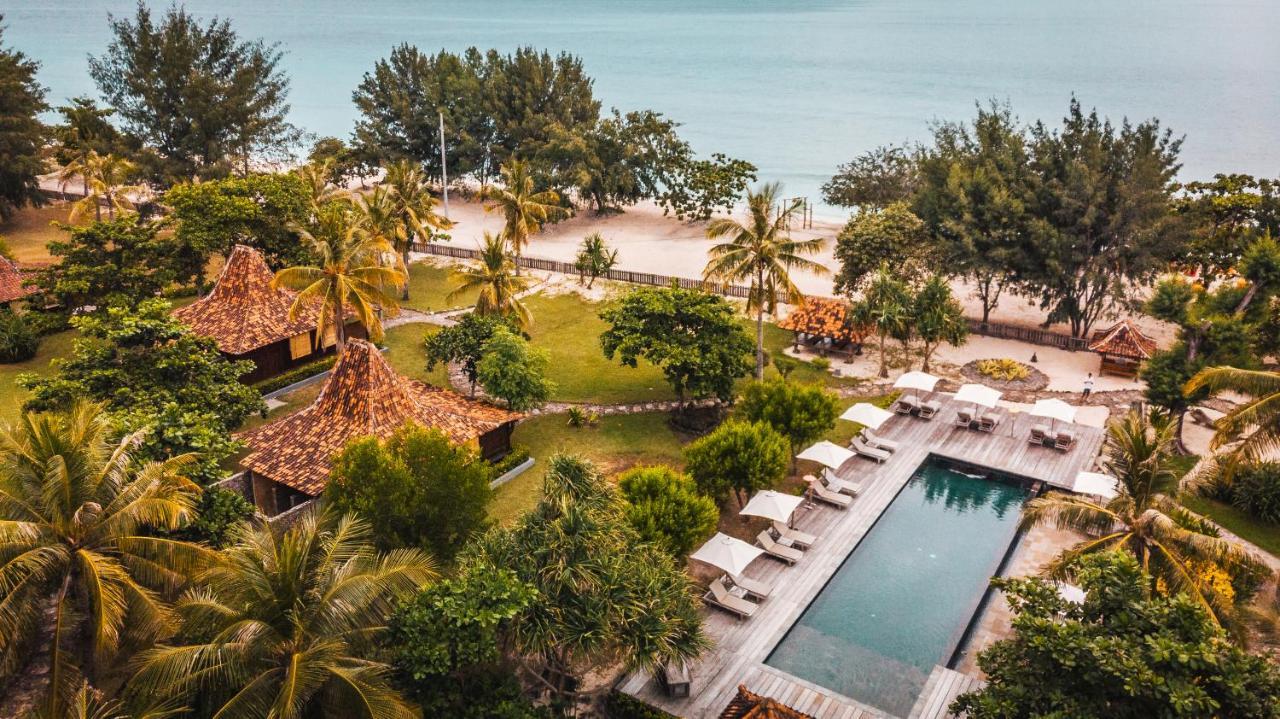 Desa Dunia Beda Resort Gili Trawangan Exterior photo