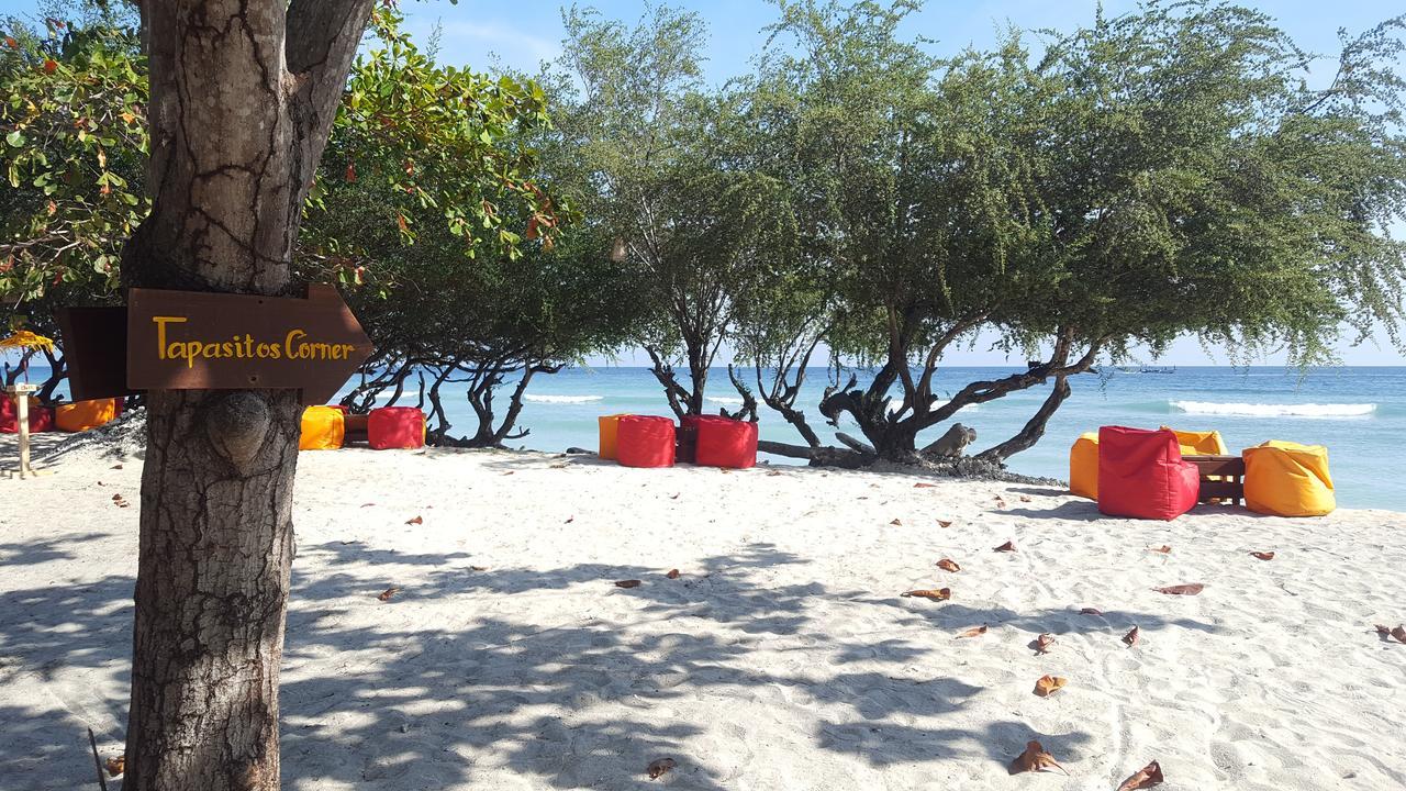 Desa Dunia Beda Resort Gili Trawangan Exterior photo